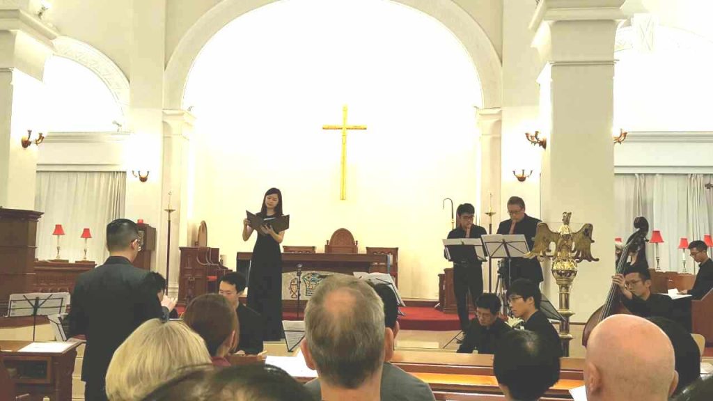 女高和两位recorder演奏者