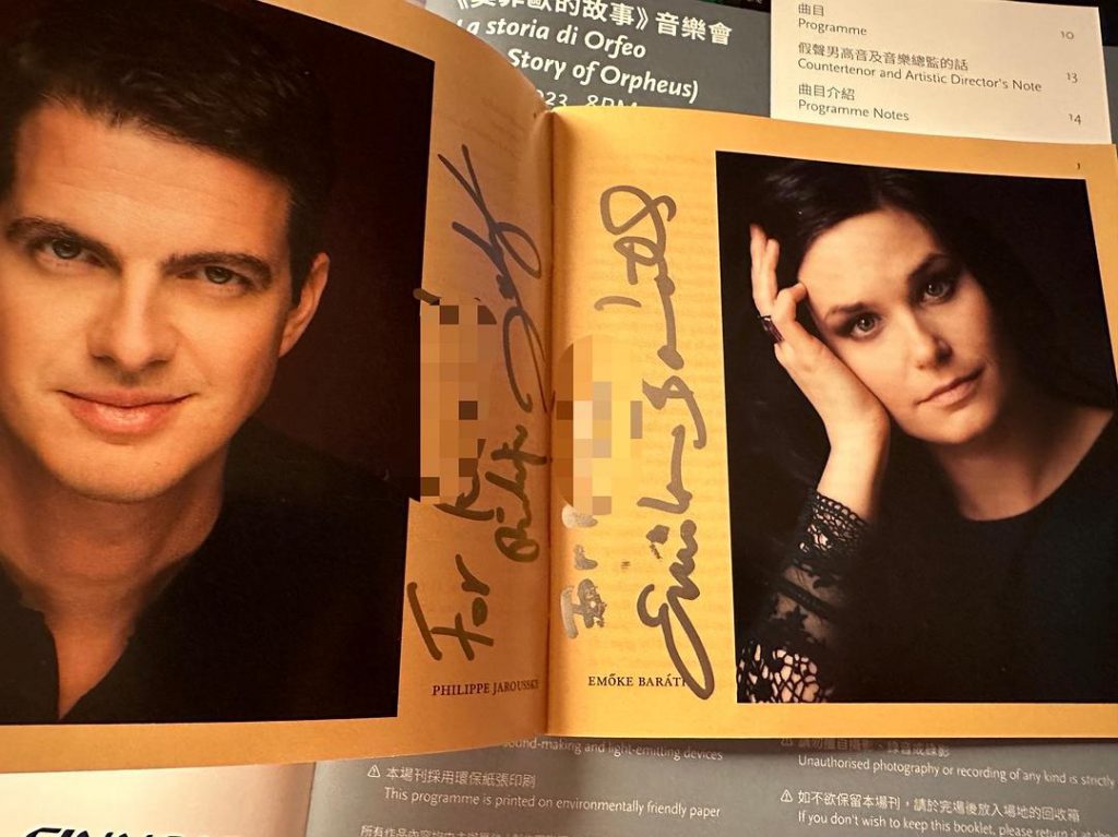 Barath_and_PJ_autographs